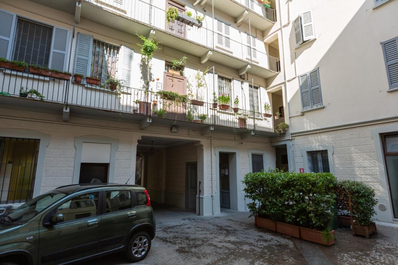 Easytopstay - Tricolore Modern And Cozy Apartment, Milan